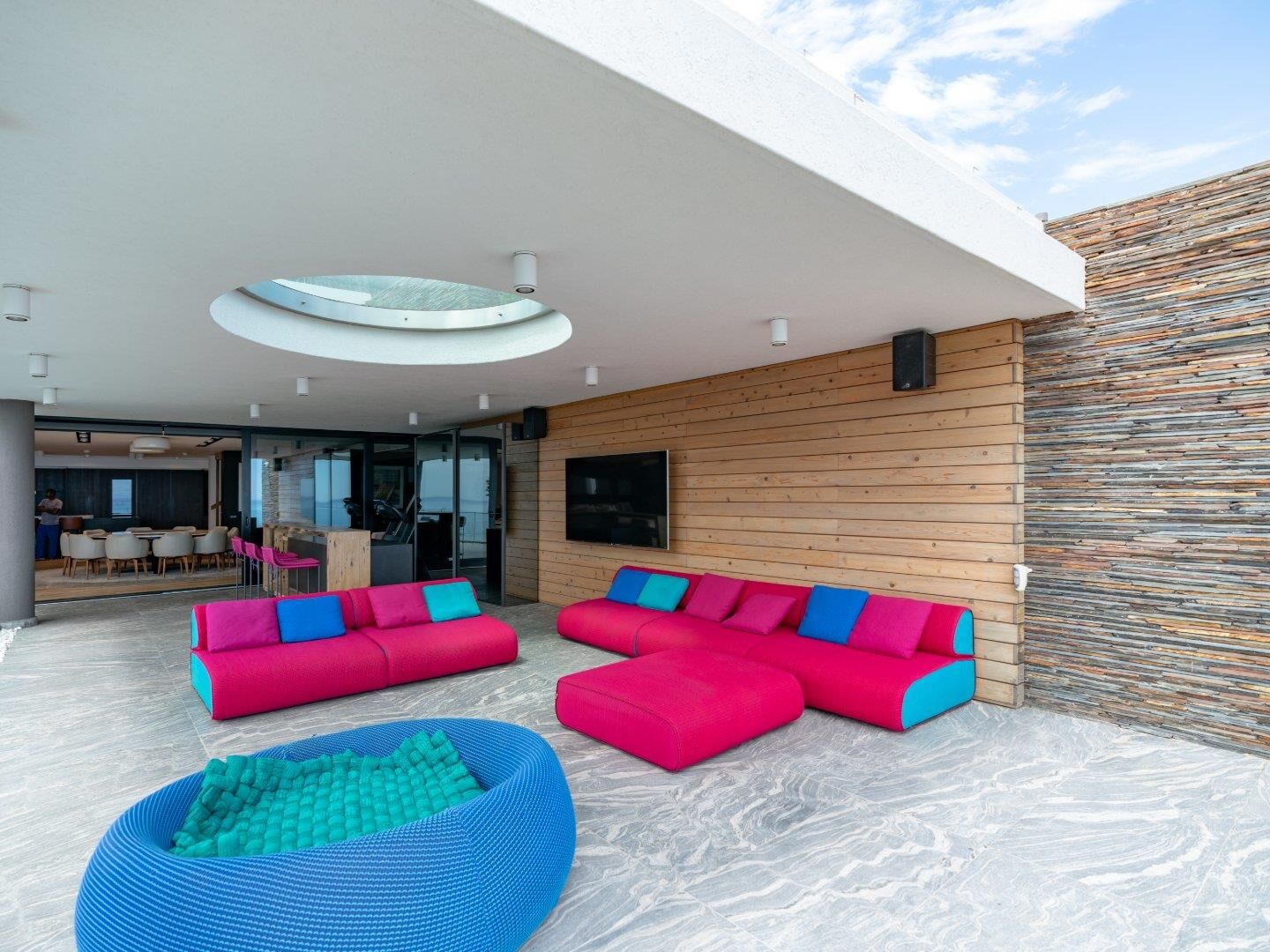 4 Bedroom House For Sale in Camps Bay — 8