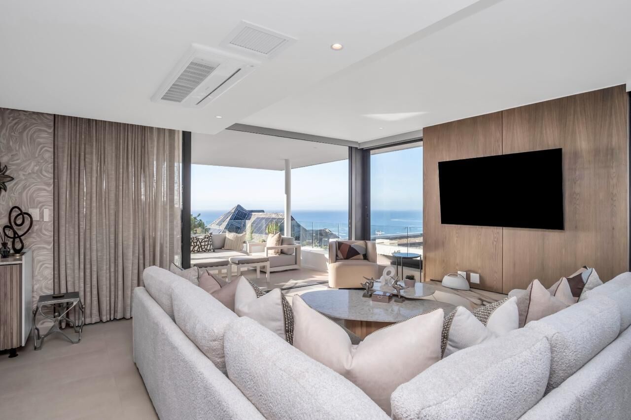 4 Bedroom Apartment To Let in Fresnaye