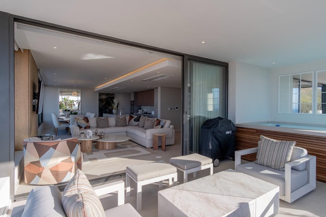 4 Bedroom Apartment To Let in Fresnaye — 7