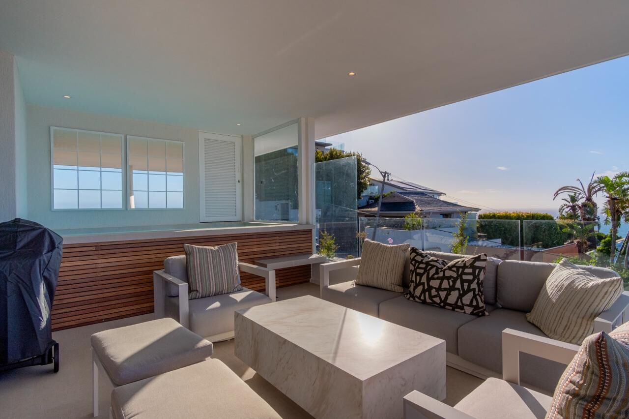 4 Bedroom Apartment To Let in Fresnaye — 8
