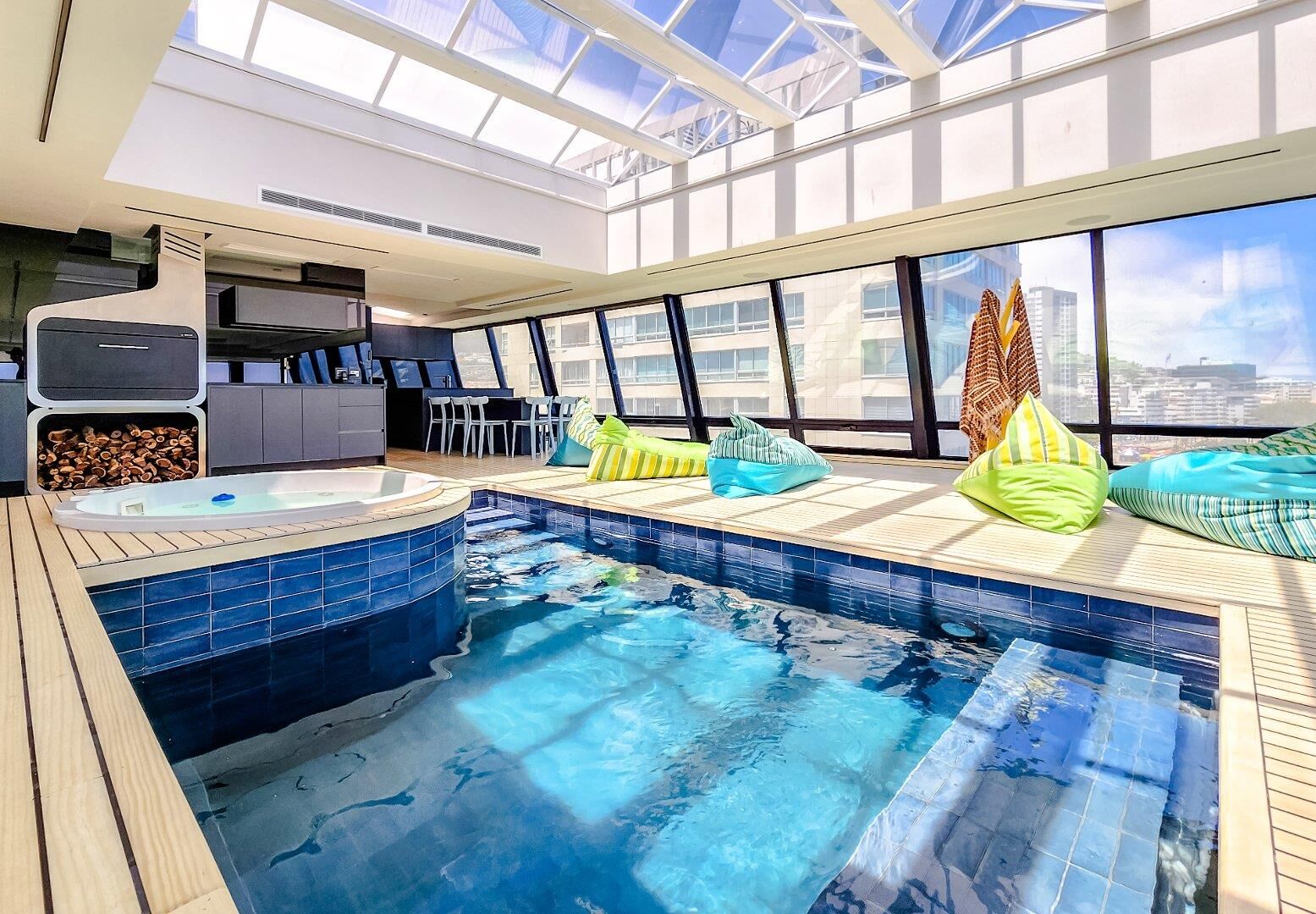 5 Bedroom Apartment For Sale in Sea Point — 2