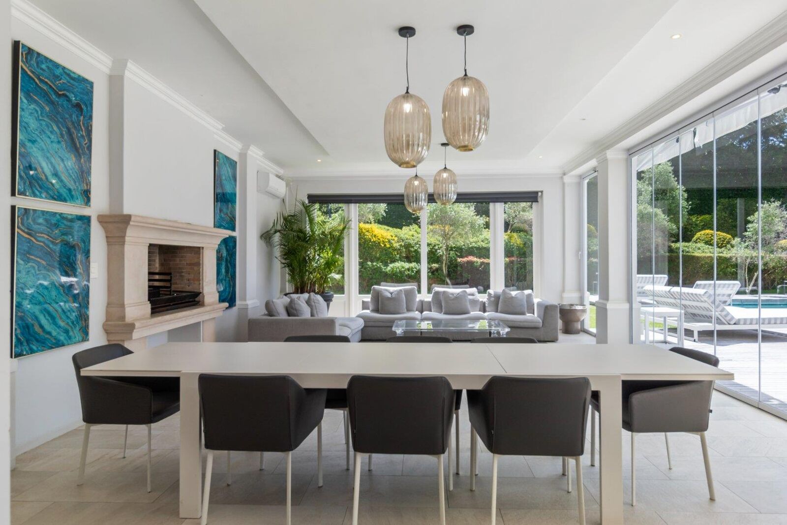 8 Bedroom House For Sale in Constantia — 10