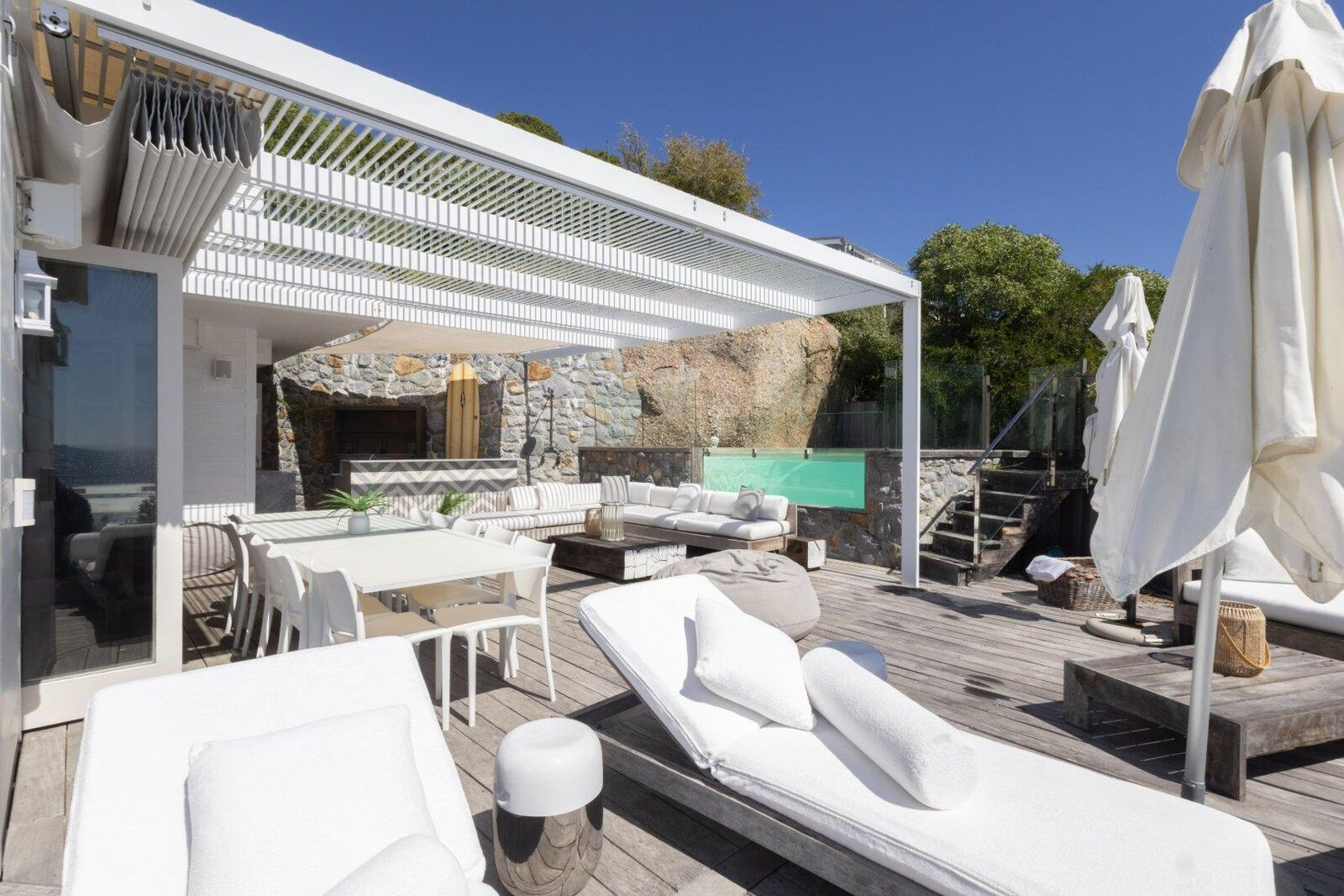4 Bedroom House To Let in Clifton — 11