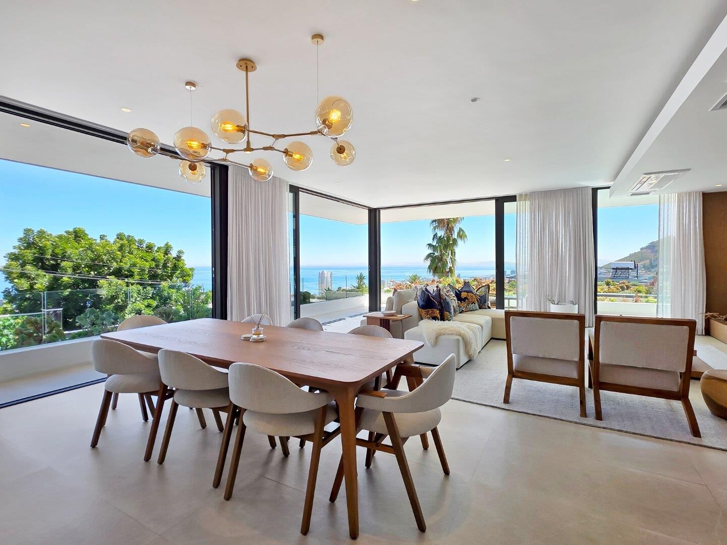 4 Bedroom House For Sale in Fresnaye — 6