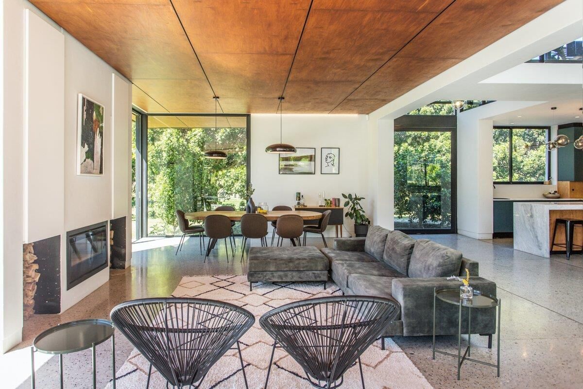 4 Bedroom House To Let in Hout Bay Central — 11