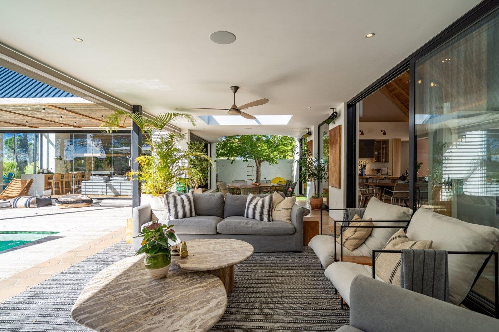 5 Bedroom House For Sale in Val de Vie Estate