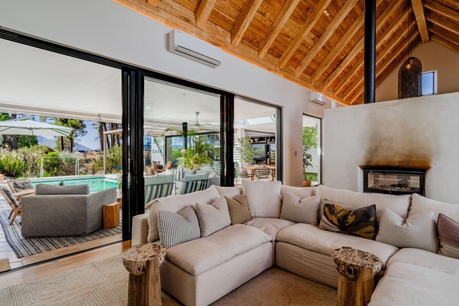 5 Bedroom House For Sale in Val de Vie Estate — 12