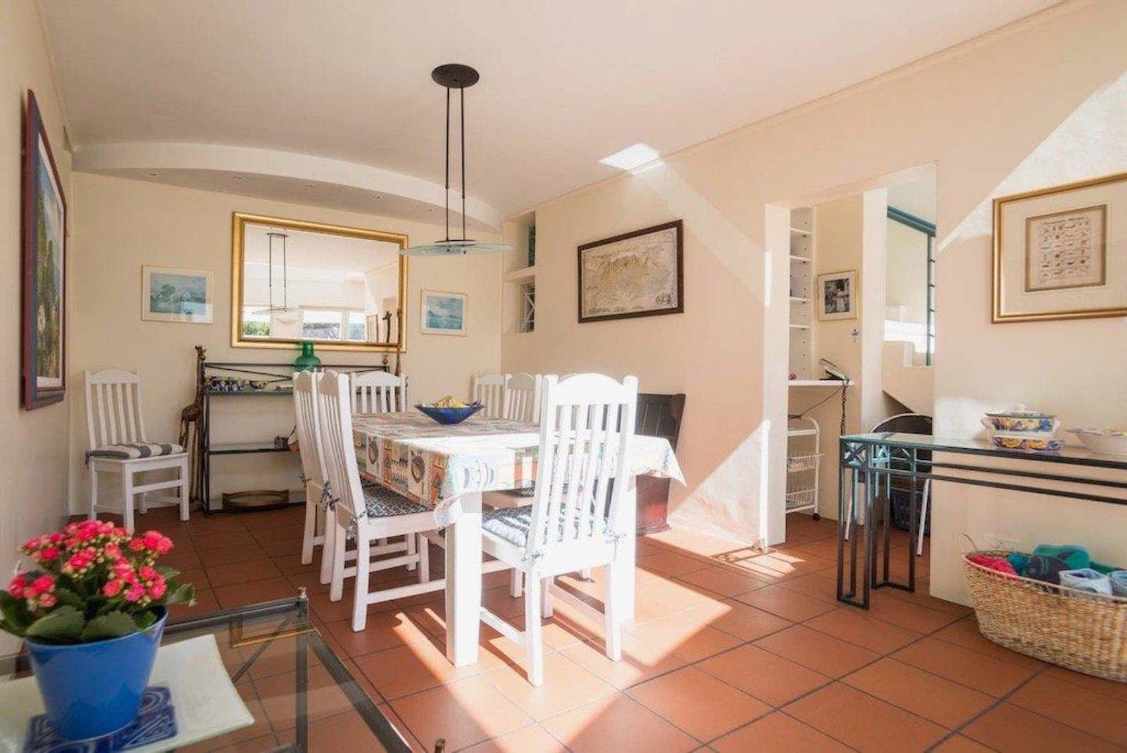 4 Bedroom House To Let in Camps Bay — 5