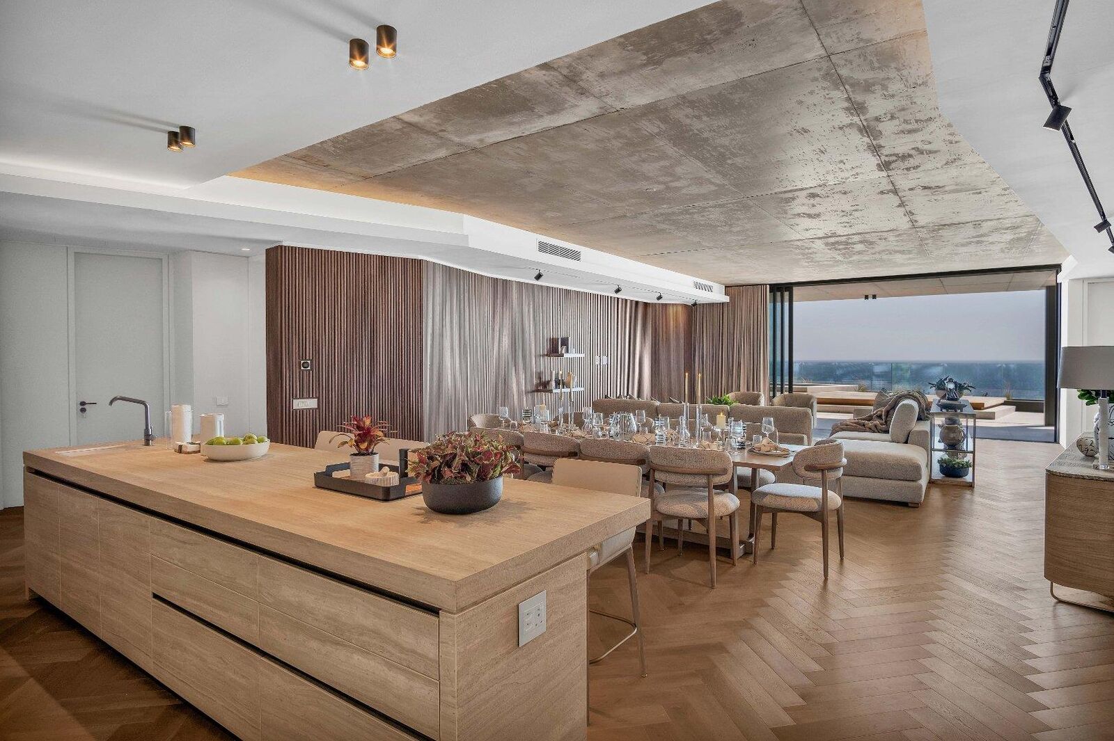 4 Bedroom Apartment For Sale in Fresnaye — 8