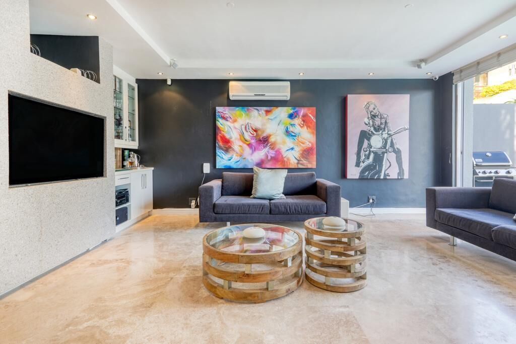 4 Bedroom House To Let in Fresnaye — 4