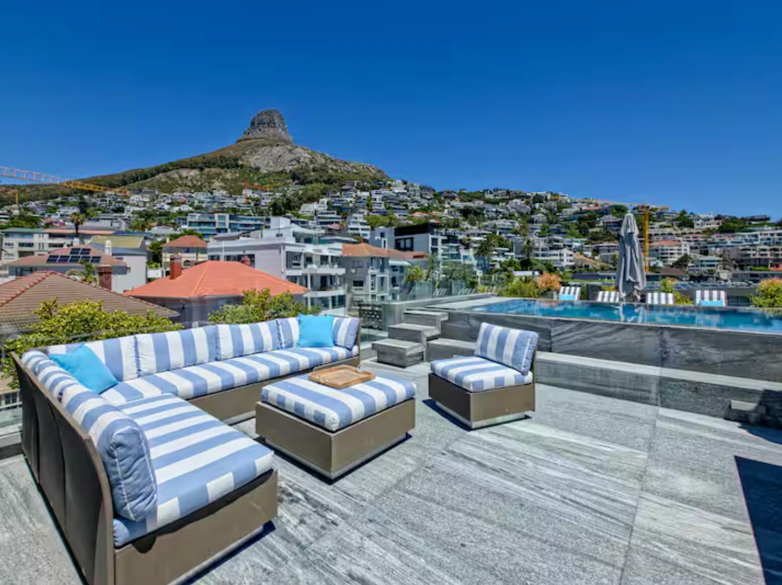 3 Bedroom Apartment To Let in Bantry Bay — 5
