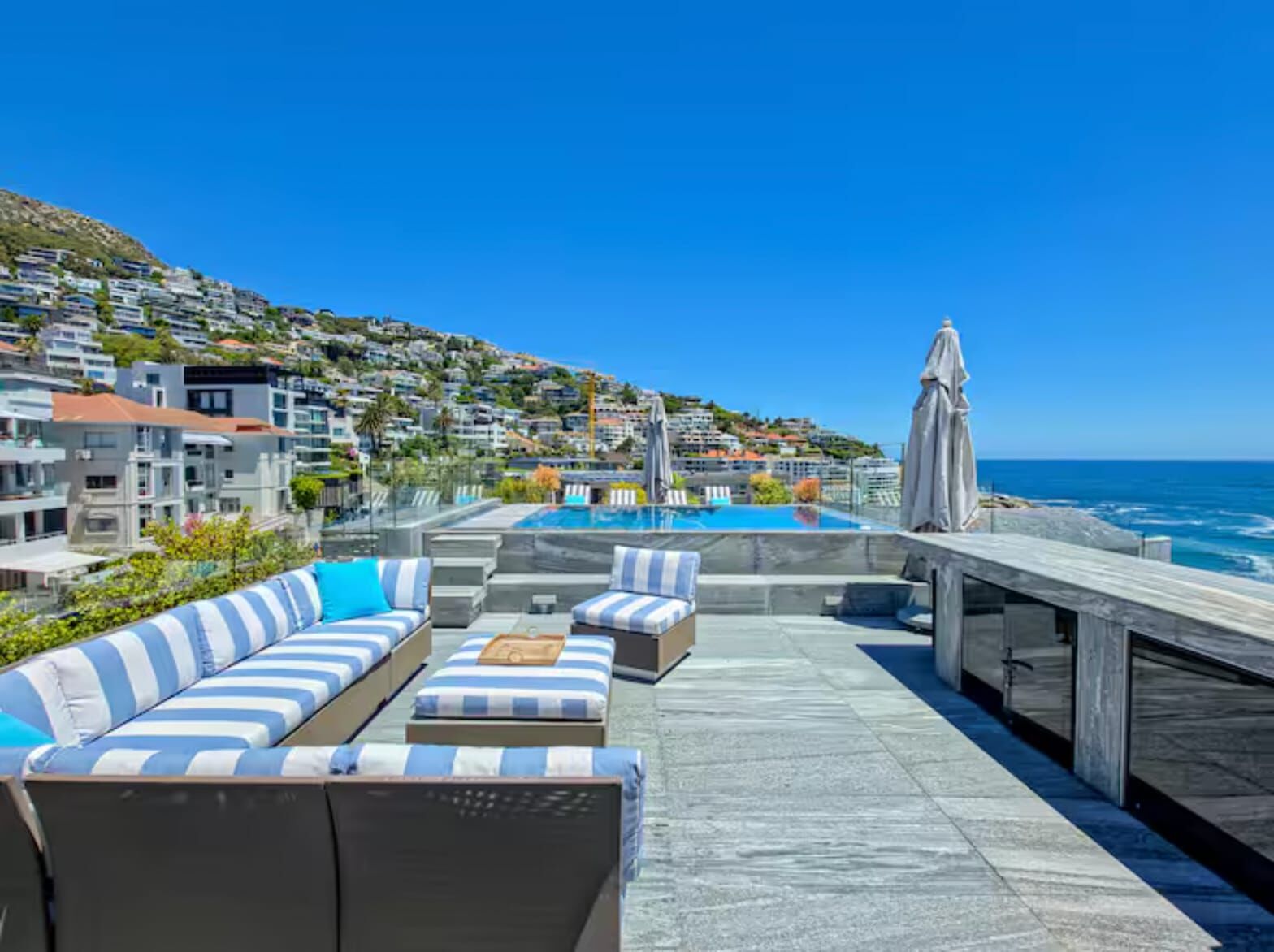 3 Bedroom Apartment To Let in Bantry Bay — 6
