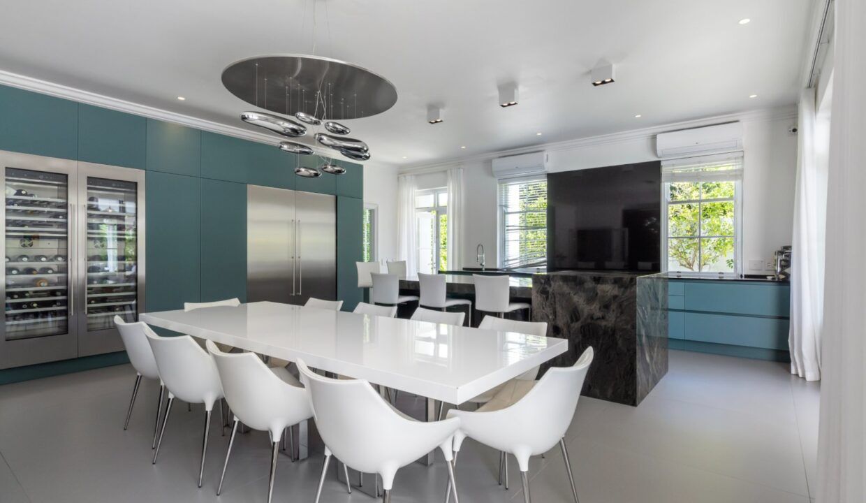 8 Bedroom Apartment For Sale in Fresnaye — 3