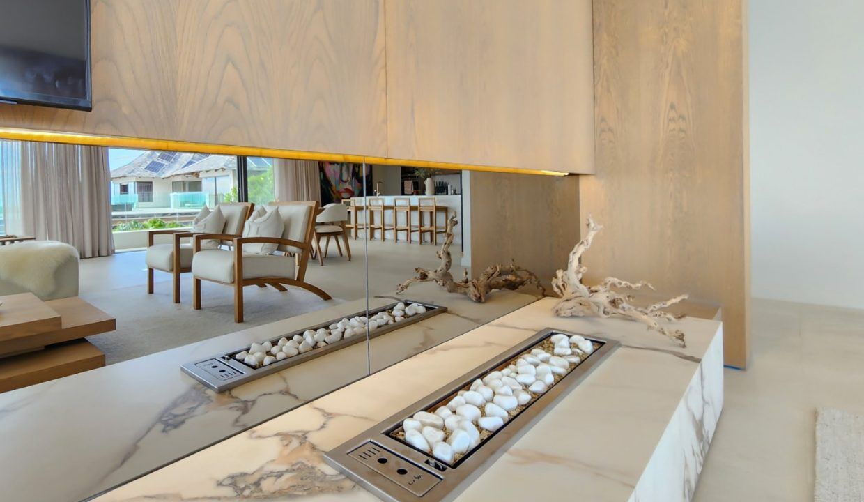 4 Bedroom Apartment For Sale in Fresnaye — 4