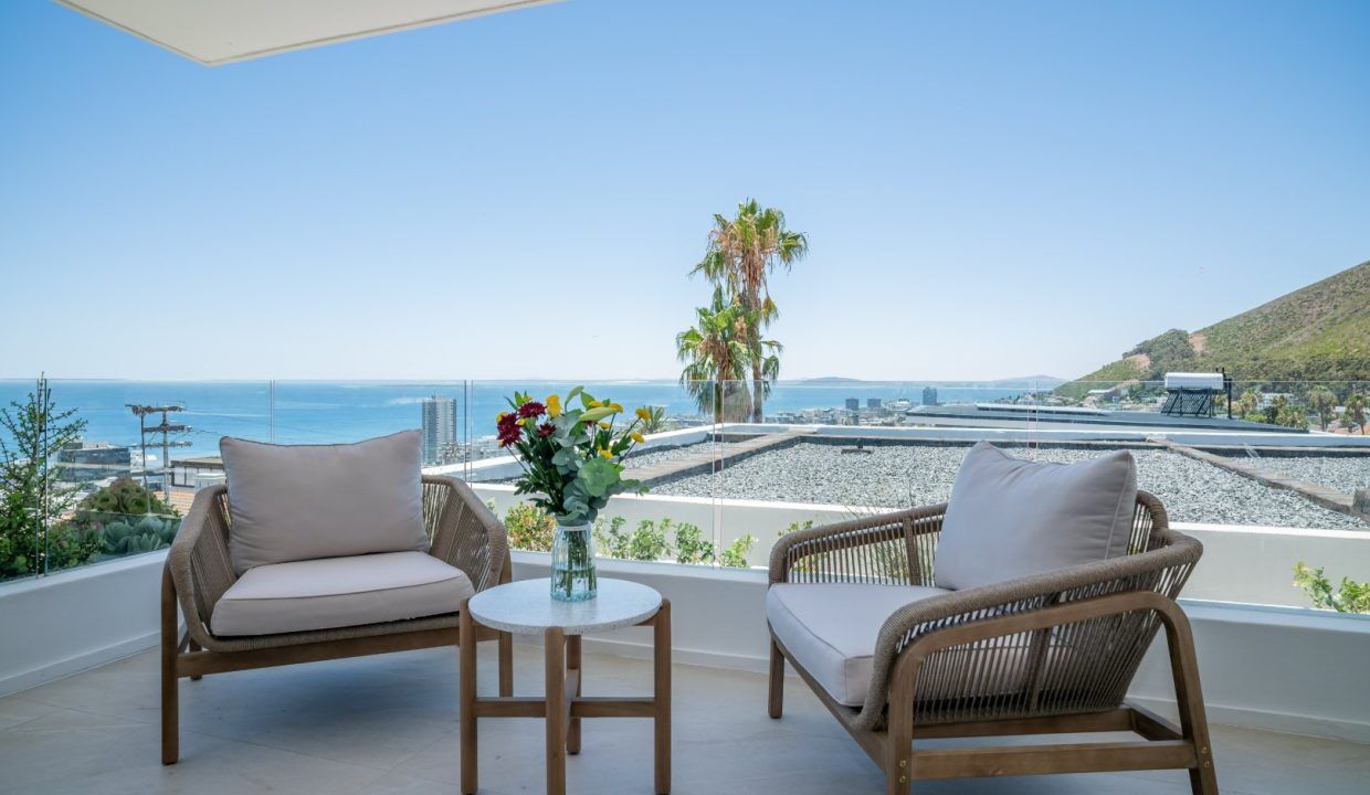 4 Bedroom Apartment For Sale in Fresnaye — 5