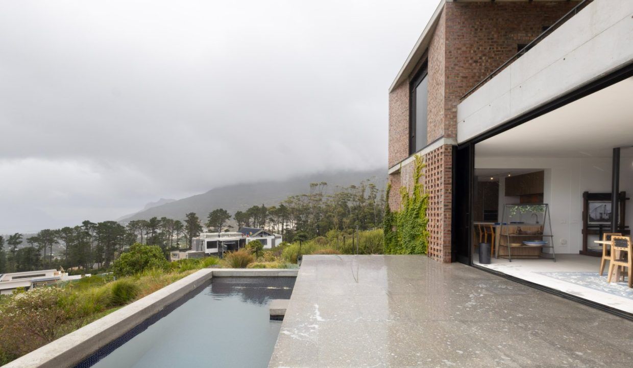 3 Bedroom Apartment For Sale in Beach Estate — 10