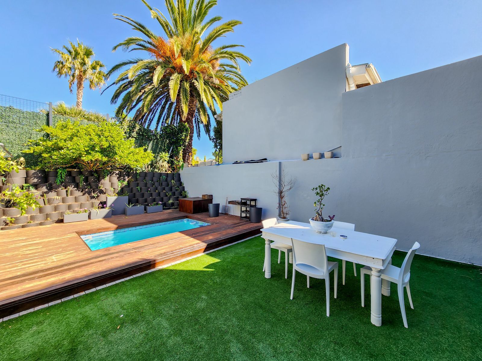 4 Bedroom House To Let in Fresnaye — 2