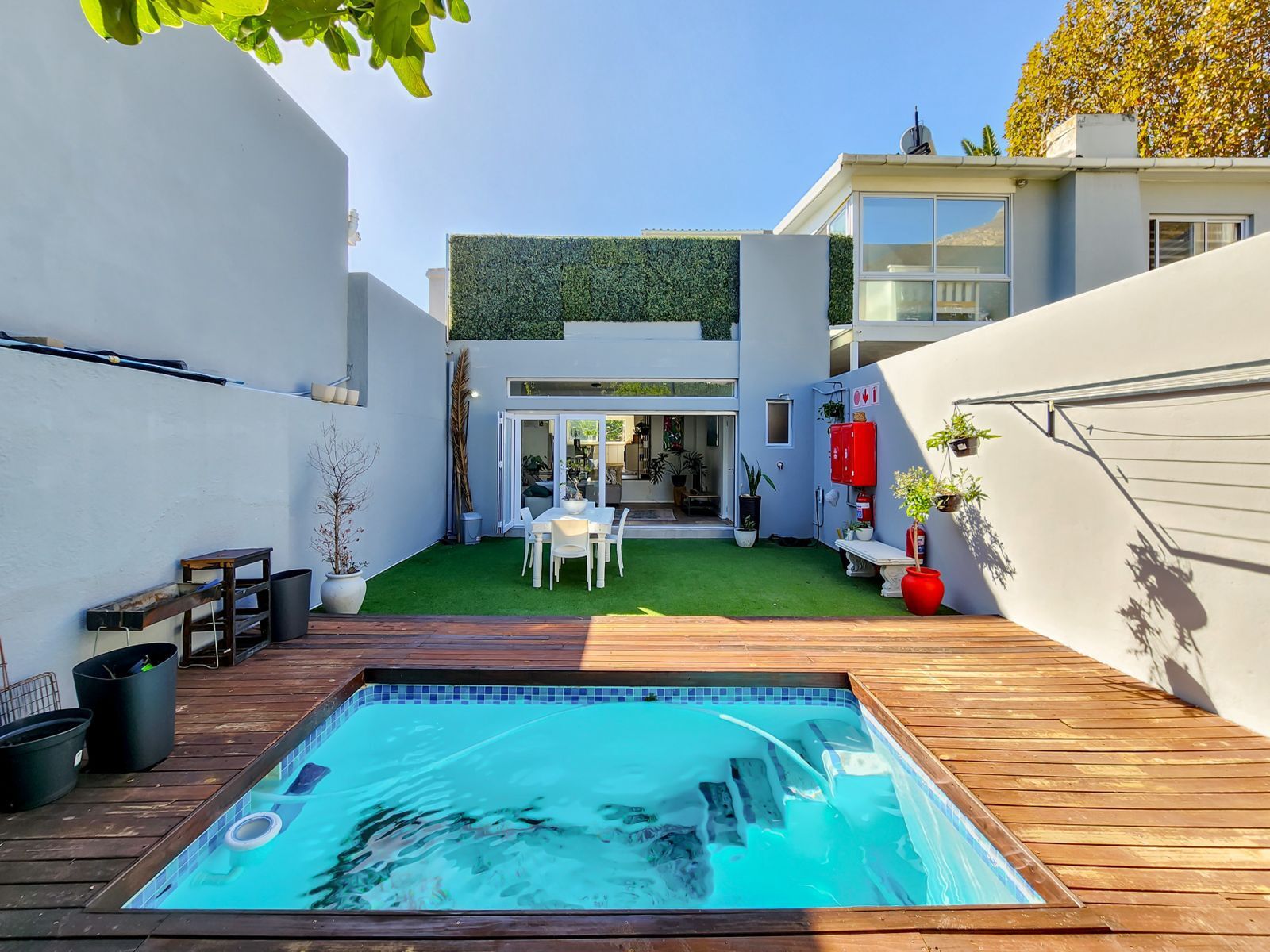 4 Bedroom House To Let in Fresnaye — 6