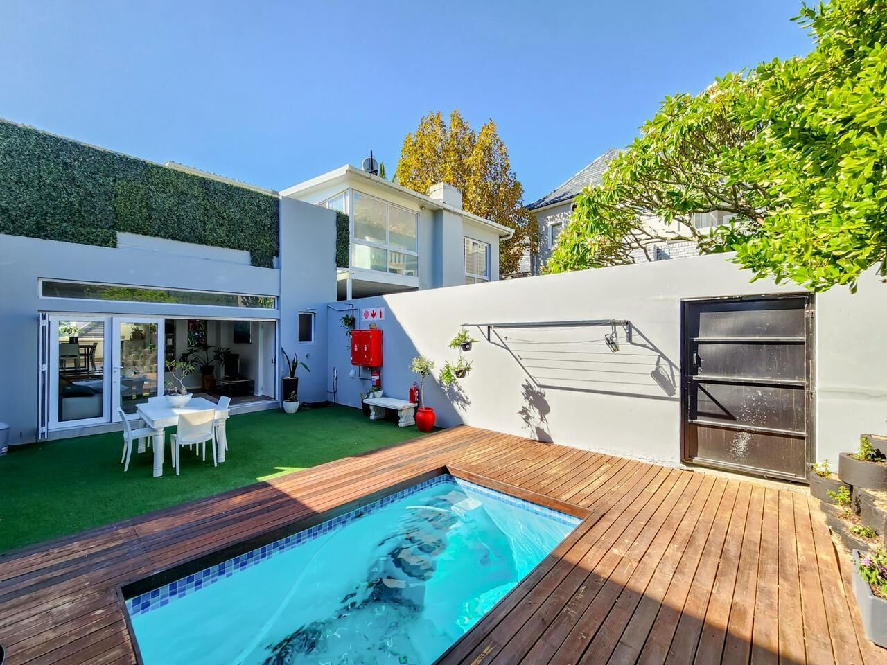4 Bedroom House To Let in Fresnaye — 7