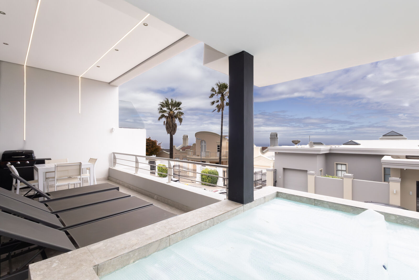 2 Bedroom Apartment To Let in Camps Bay — 3