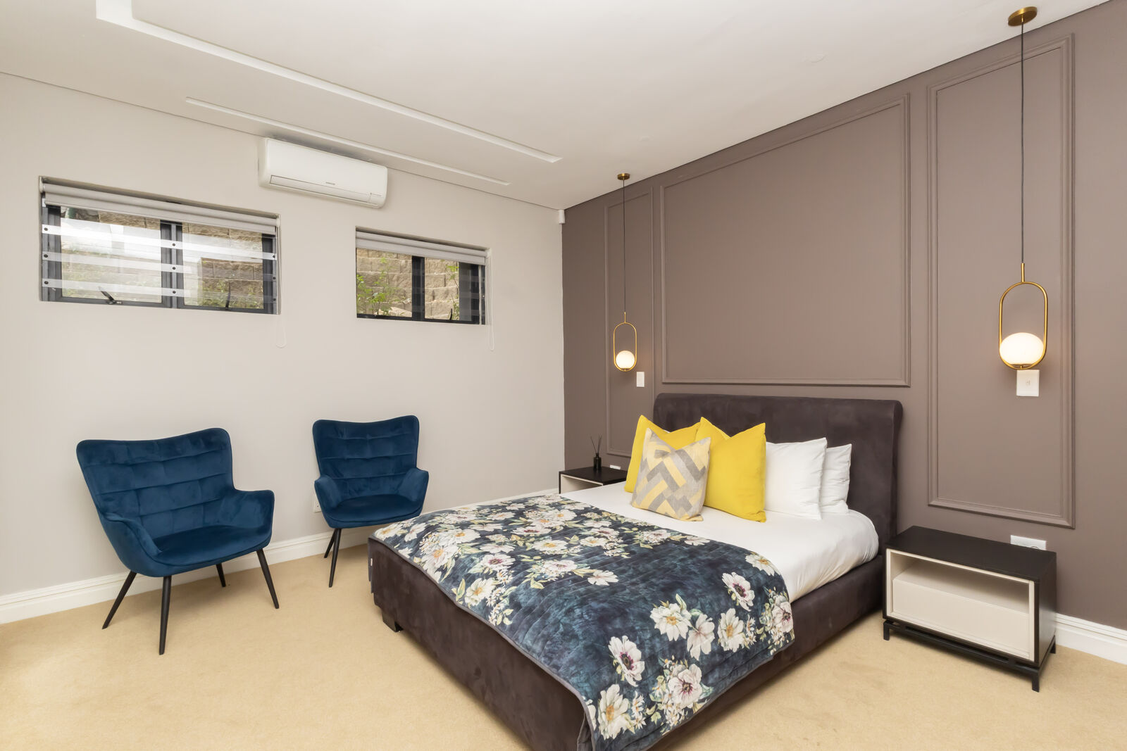 2 Bedroom Apartment To Let in Camps Bay — 9