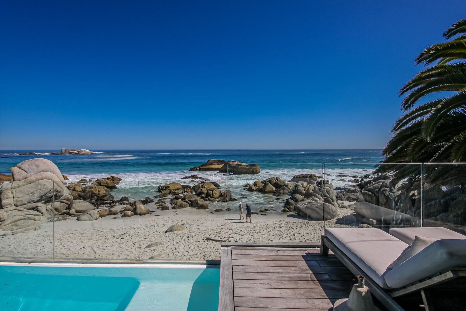 3 Bedroom House To Let in Clifton — 7