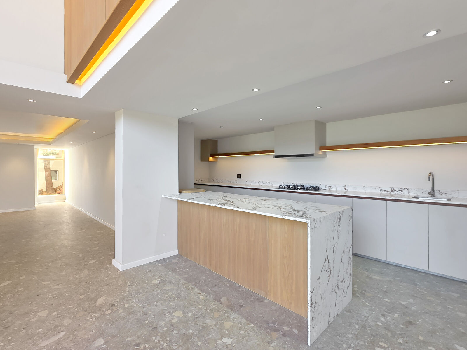 5 Bedroom Freehold Rented in Camps Bay — 12