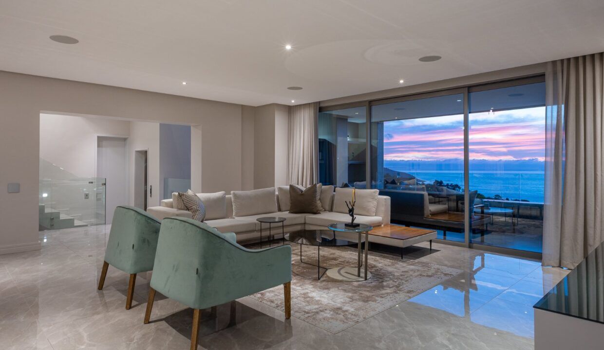 5 Bedroom Self-Catering Villa in Camps Bay — 4