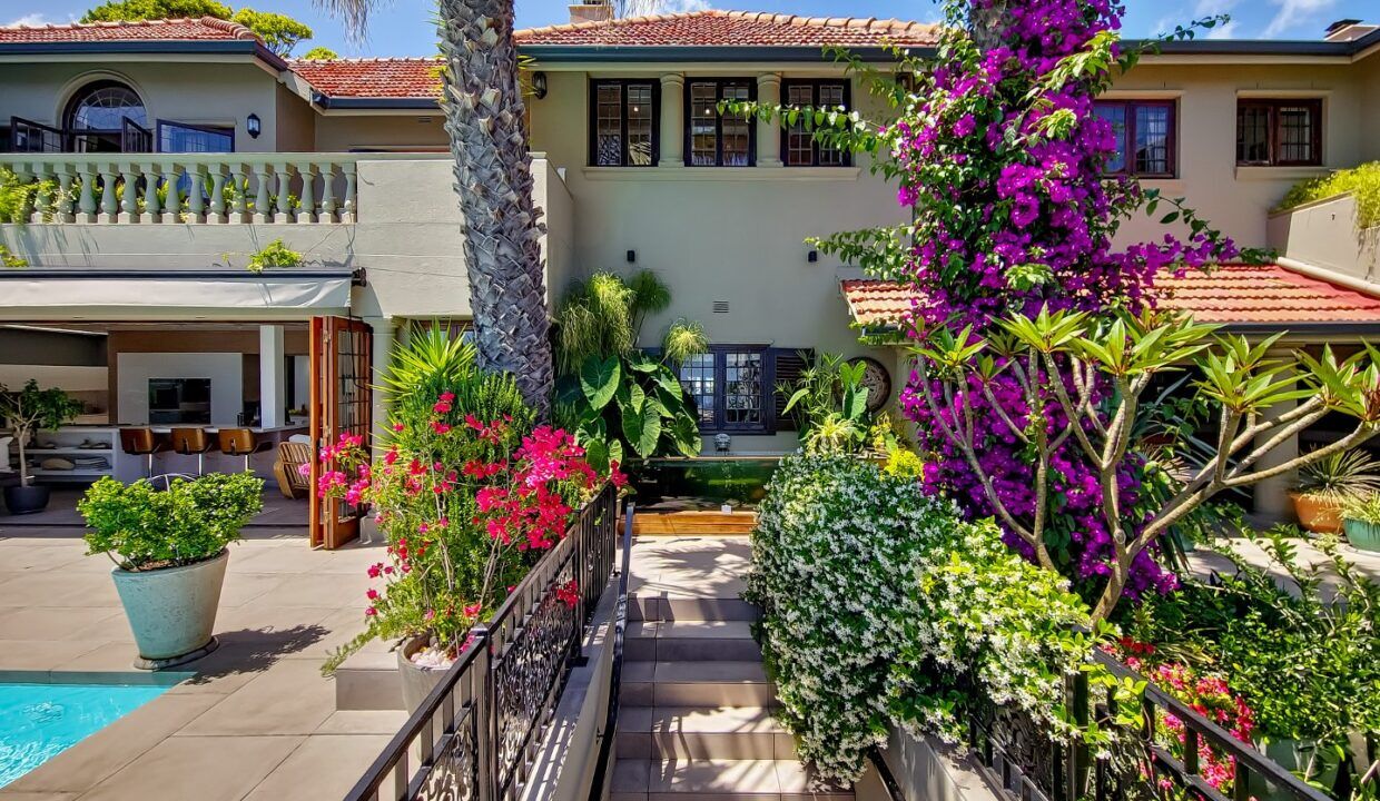 5 Bedroom Self-Catering Villa in Bantry Bay — 6