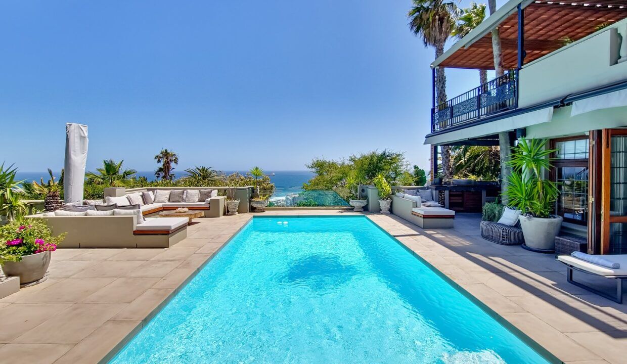 5 Bedroom Self-Catering Villa in Bantry Bay — 8
