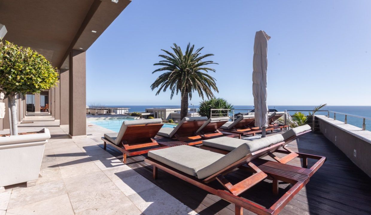 6 Bedroom Self-Catering Villa in Bantry Bay — 7
